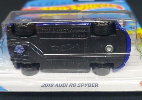 Hot Wheels - 2021 HW Exotics 4/10 2019 Audi R8 Spyder 211/250 (BBGRY87) - Image 8