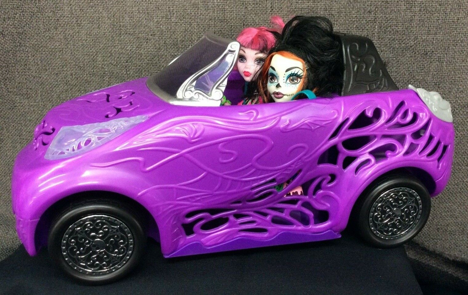  Monster High Scaris City of Frights Draculaura Doll : Toys &  Games