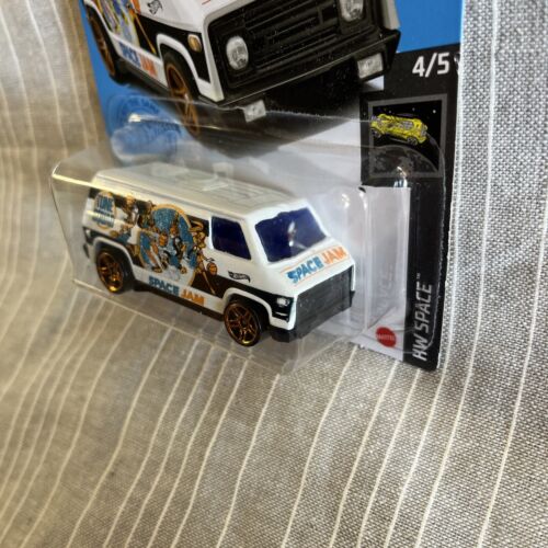 Hot Wheels HW Space 2021 Space Jam '70's VAN / SUPER VAN 4/5 198