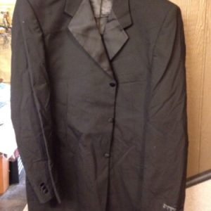 MENS CLOTHING NEW!!!  TUXEDO JACKET BY "TUXEDO CLUB" 100% WOOL-SZ.LG.48 Black