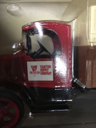 Tractor clearance supply crates