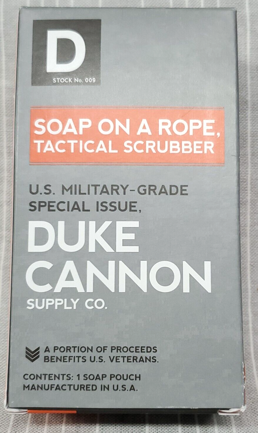 Duke Cannon Supply Co. Tactical Scrubber (Tactical Scrubber, 1 Soap Pouch)